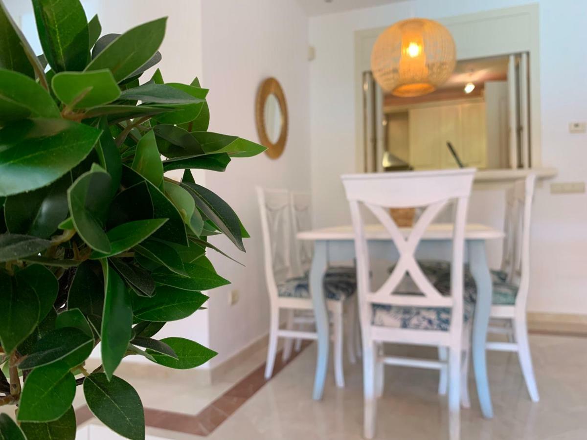 Beachside Apartment In Marbellac Extérieur photo