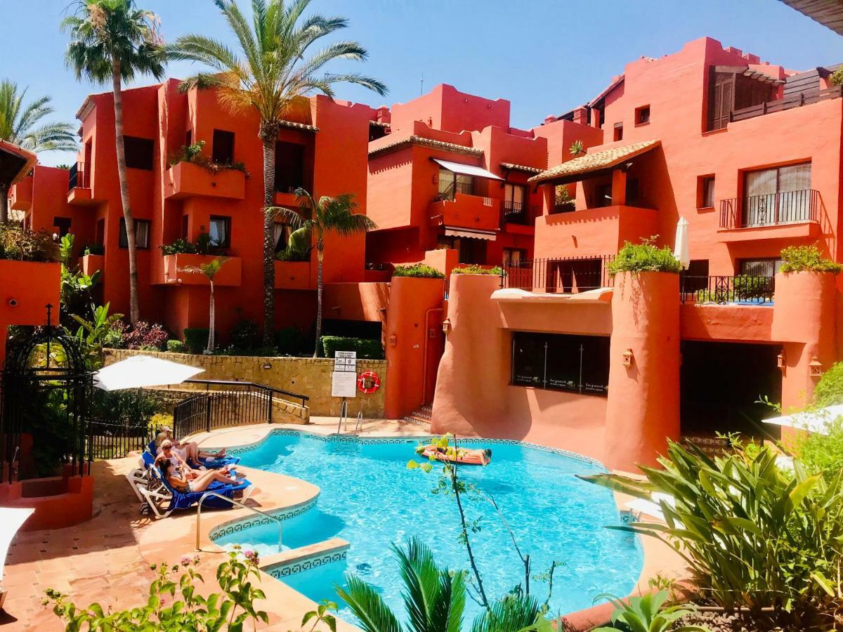 Beachside Apartment In Marbellac Extérieur photo