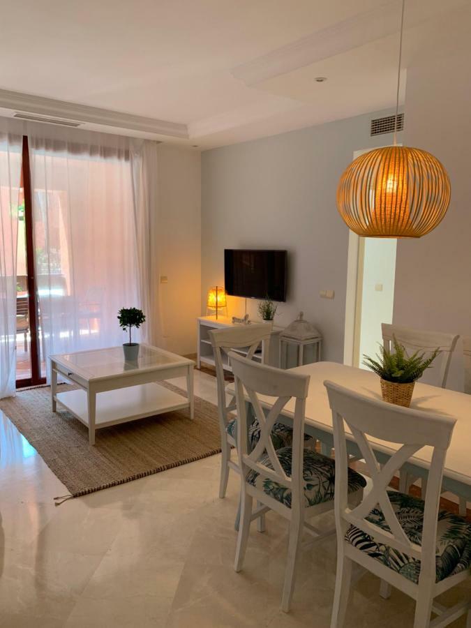 Beachside Apartment In Marbellac Extérieur photo