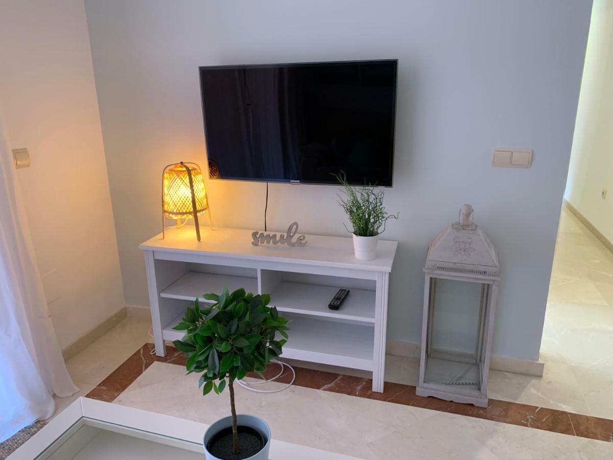 Beachside Apartment In Marbellac Extérieur photo