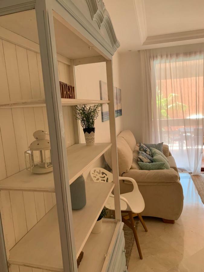 Beachside Apartment In Marbellac Extérieur photo